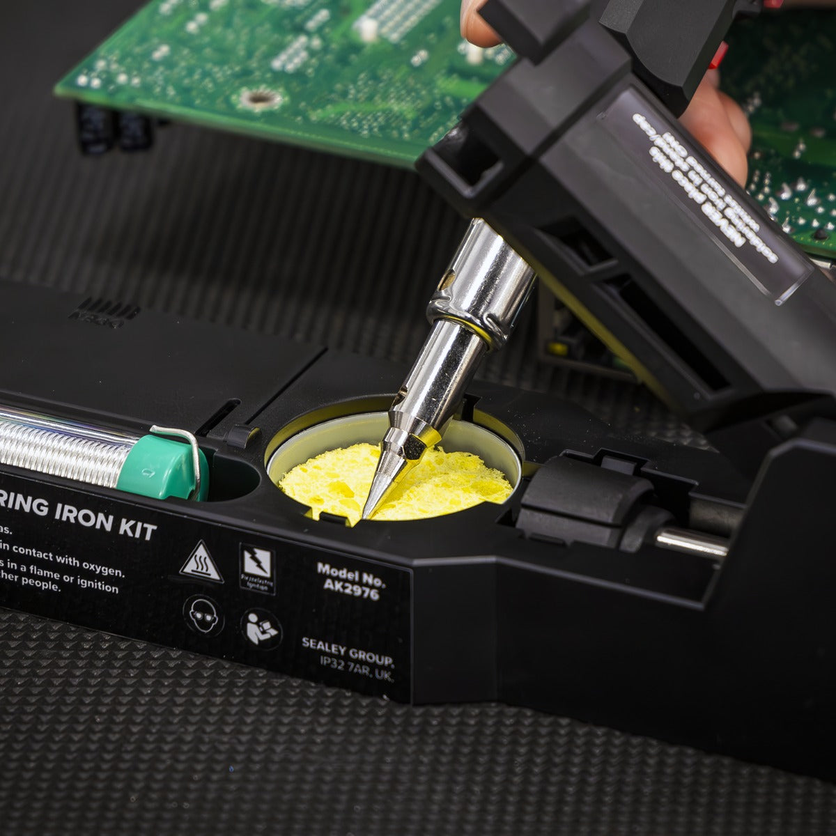 Premier Butane Soldering Iron Kit 3-in-1 Quick Release AK2976