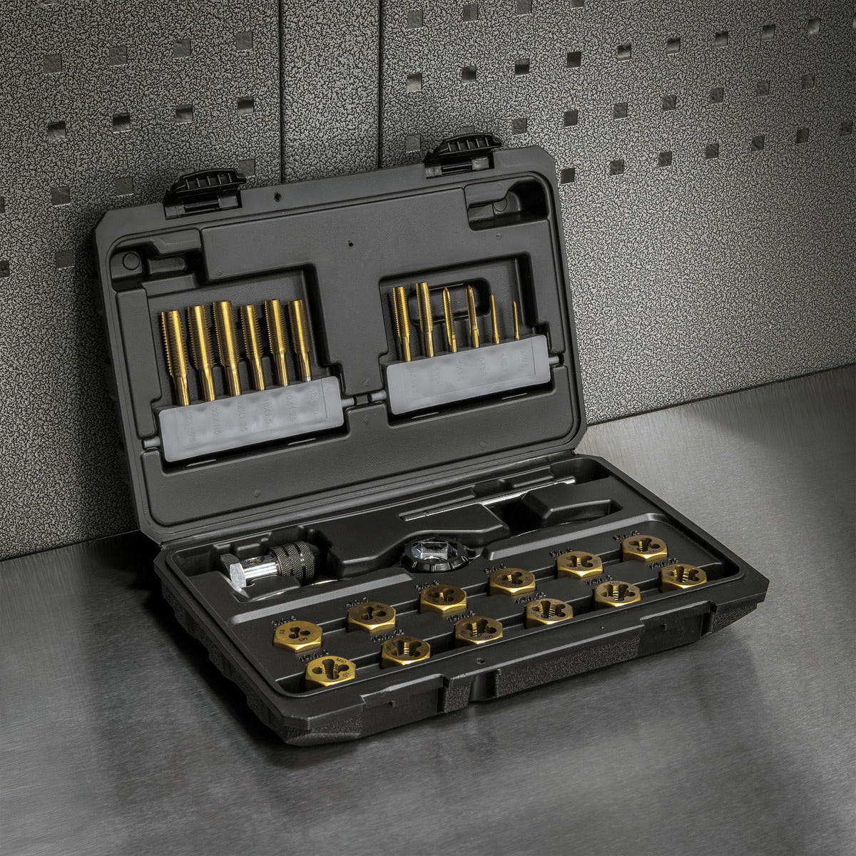Premier Titanium Coated Hexagonal Tap & Die Set 26pc AK3026