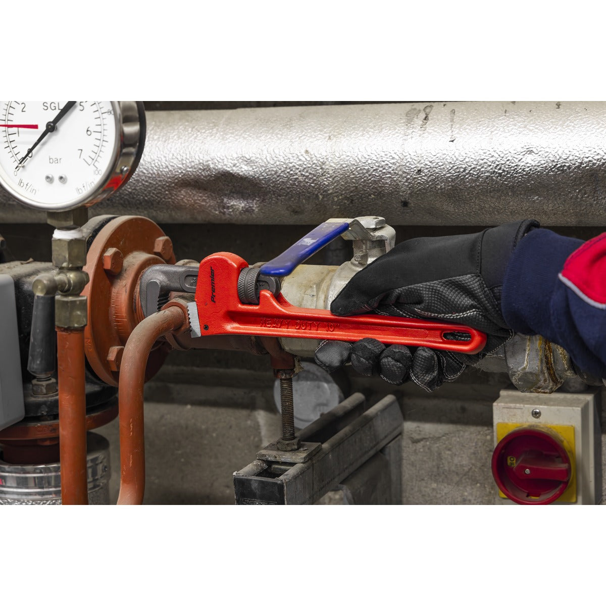 Premier Cast Steel Pipe Wrench European Pattern 250mm AK5102