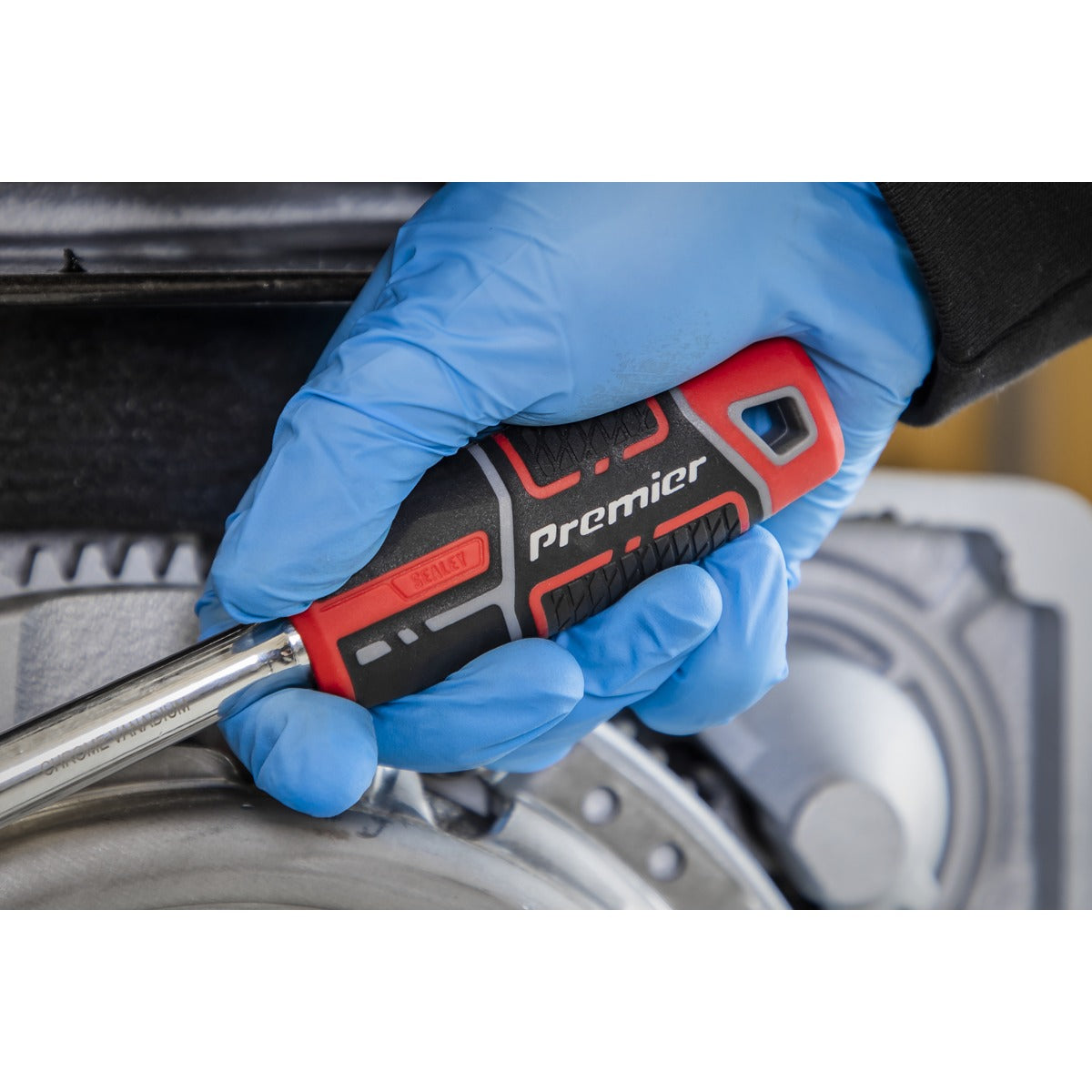 Premier Ratchet Wrench with Flip Reverse 3/8"Sq Drive AK8935