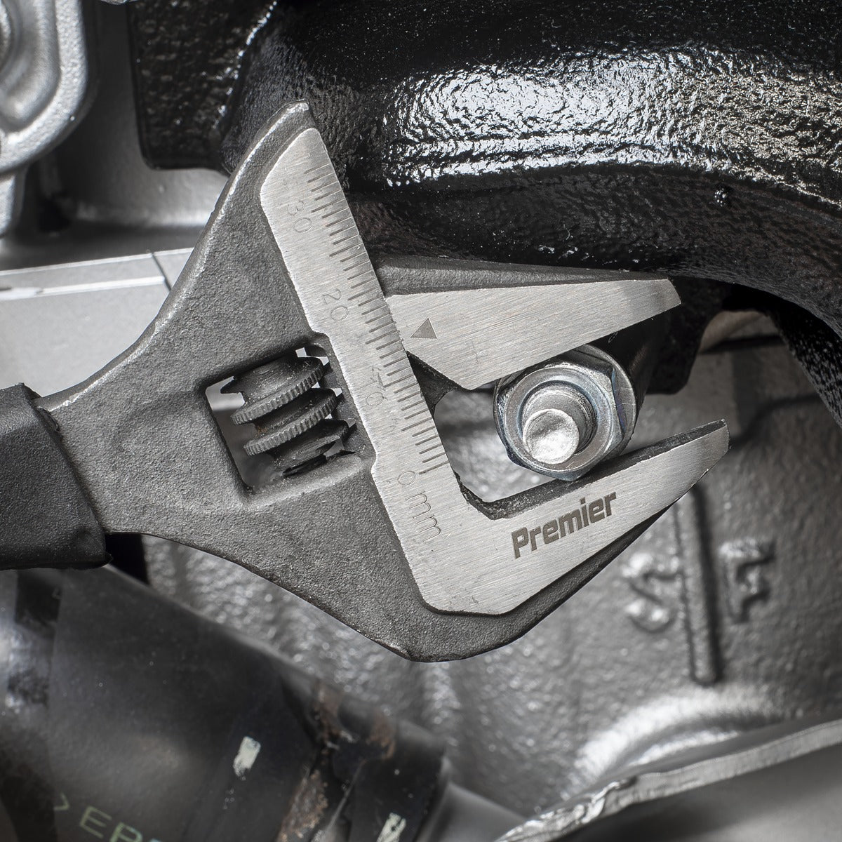 Premier Adjustable Wide Jaw Wrench 200mm AK9574