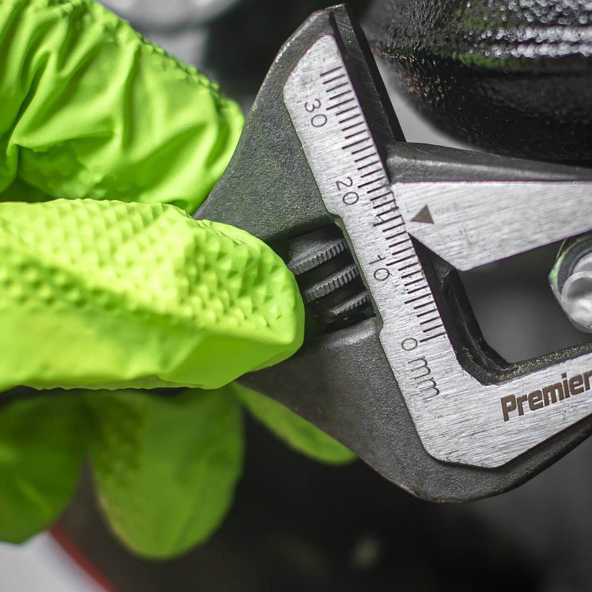Premier Adjustable Wide Jaw Wrench 200mm AK9574