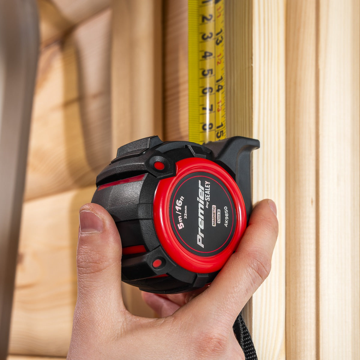 Premier Metric/Imperial Tape Measure Extra-Wide Blade 5m(16ft) x 32mm AK9850
