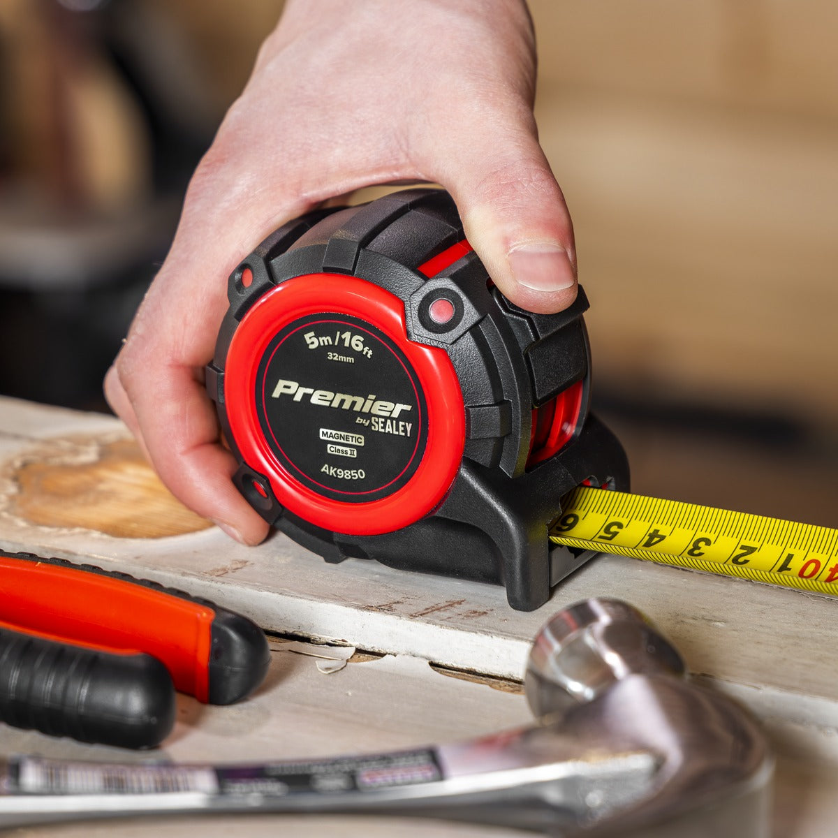 Premier Metric/Imperial Tape Measure Extra-Wide Blade 5m(16ft) x 32mm AK9850