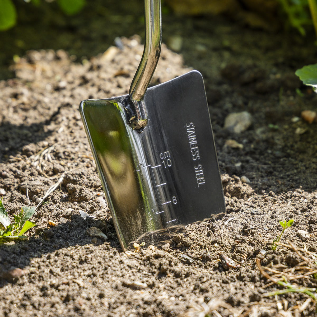 Premier Hand Trowel Hand Trowel with Ash Handle & Stainless Steel Blade GTWH003