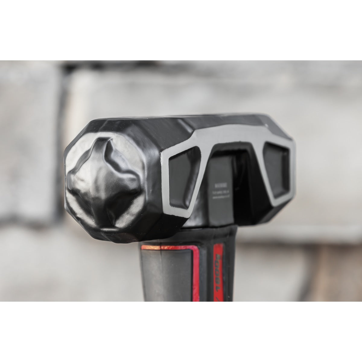 Premier Short Handle Sledge Hammer with Fibreglass Shaft 4lb SLHG04