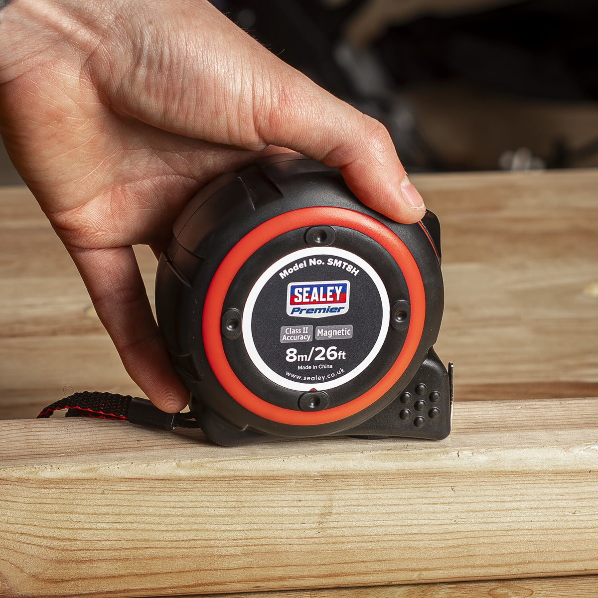 Premier Heavy-Duty Tape Measure 8m(26ft) SMT8H