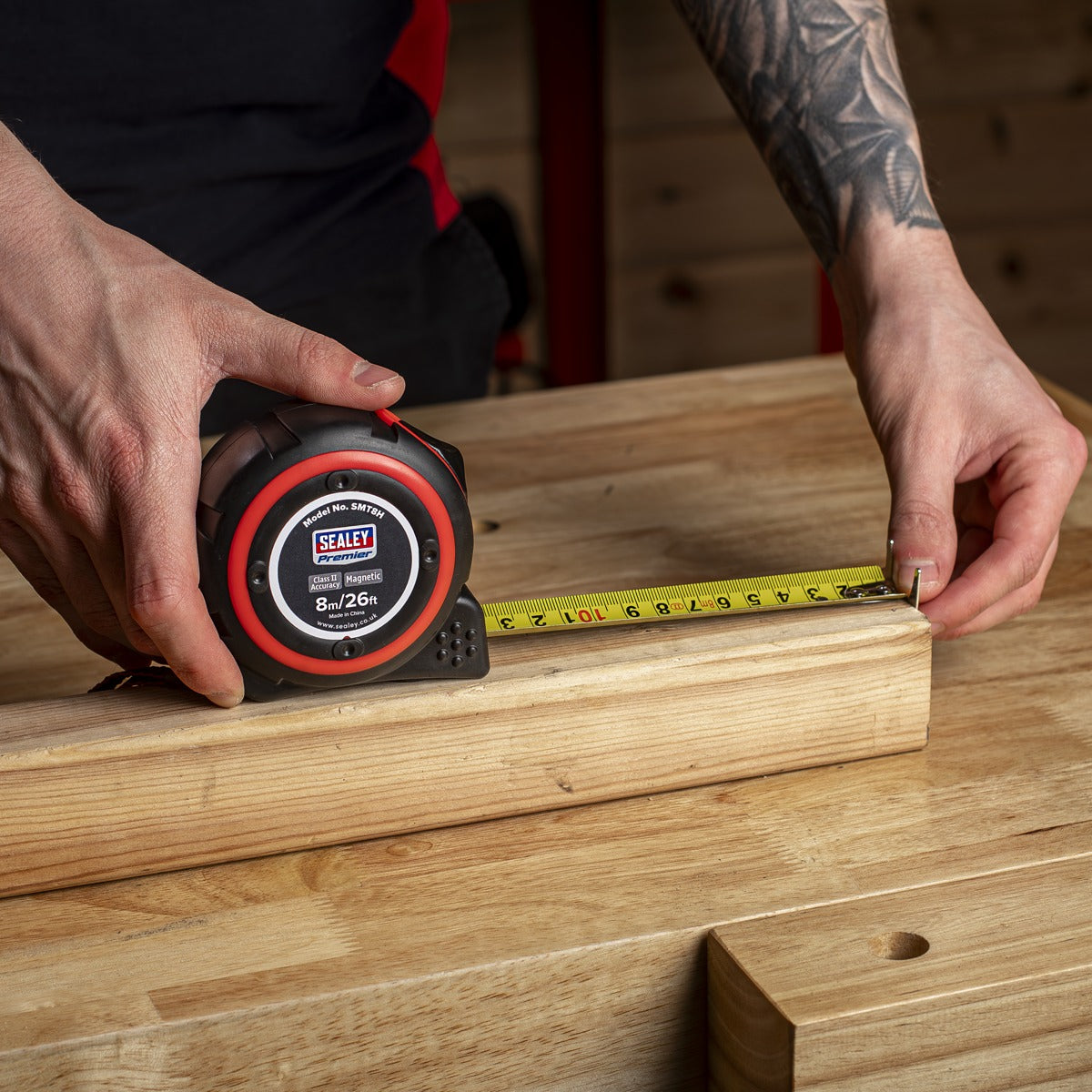 Premier Heavy-Duty Tape Measure 8m(26ft) SMT8H