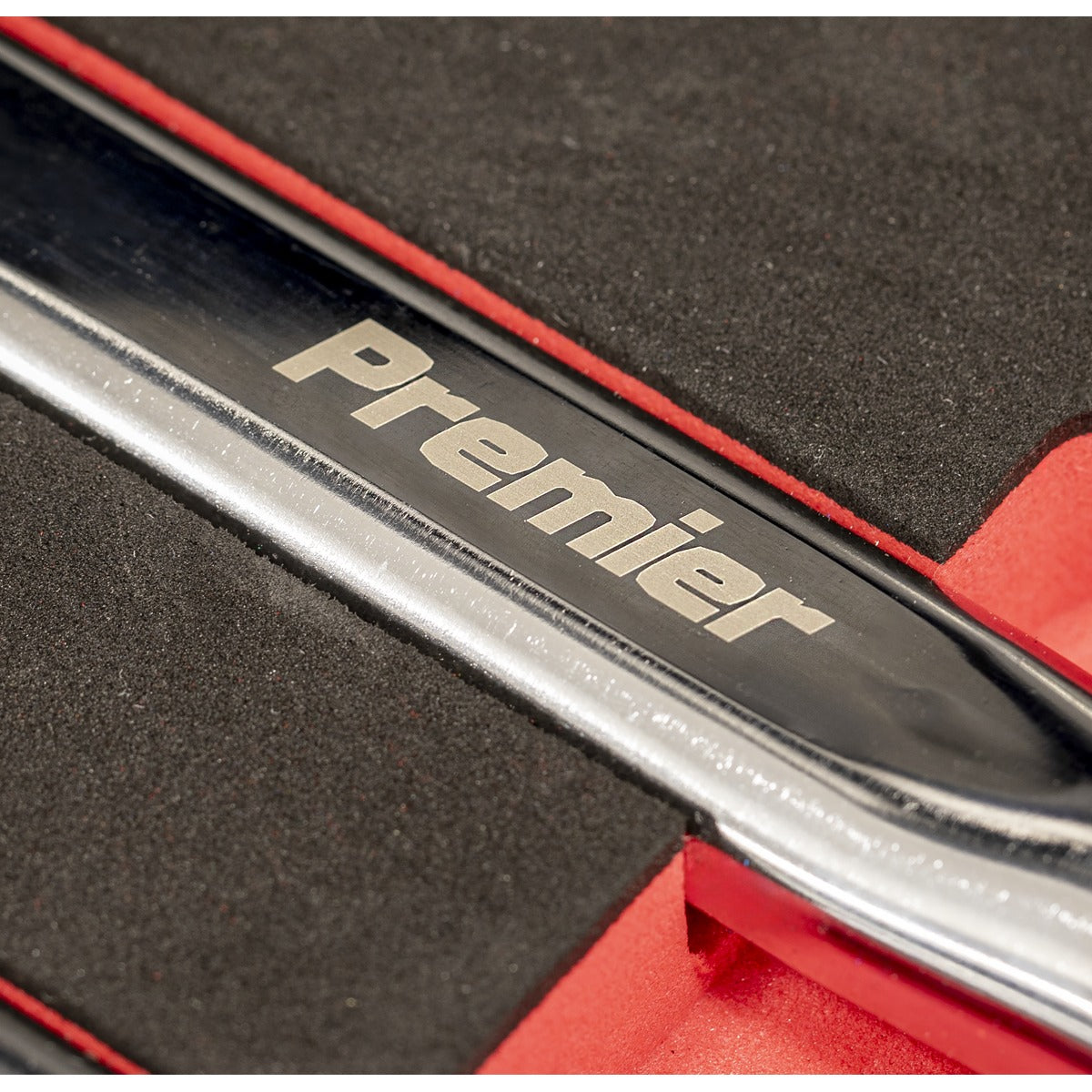 Premier Ratchet, Torque Wrench, Breaker Bar & Socket Adaptor Set with Tool Tray 3/8"Sq & 1/2"Sq Drive 12pc TBT45
