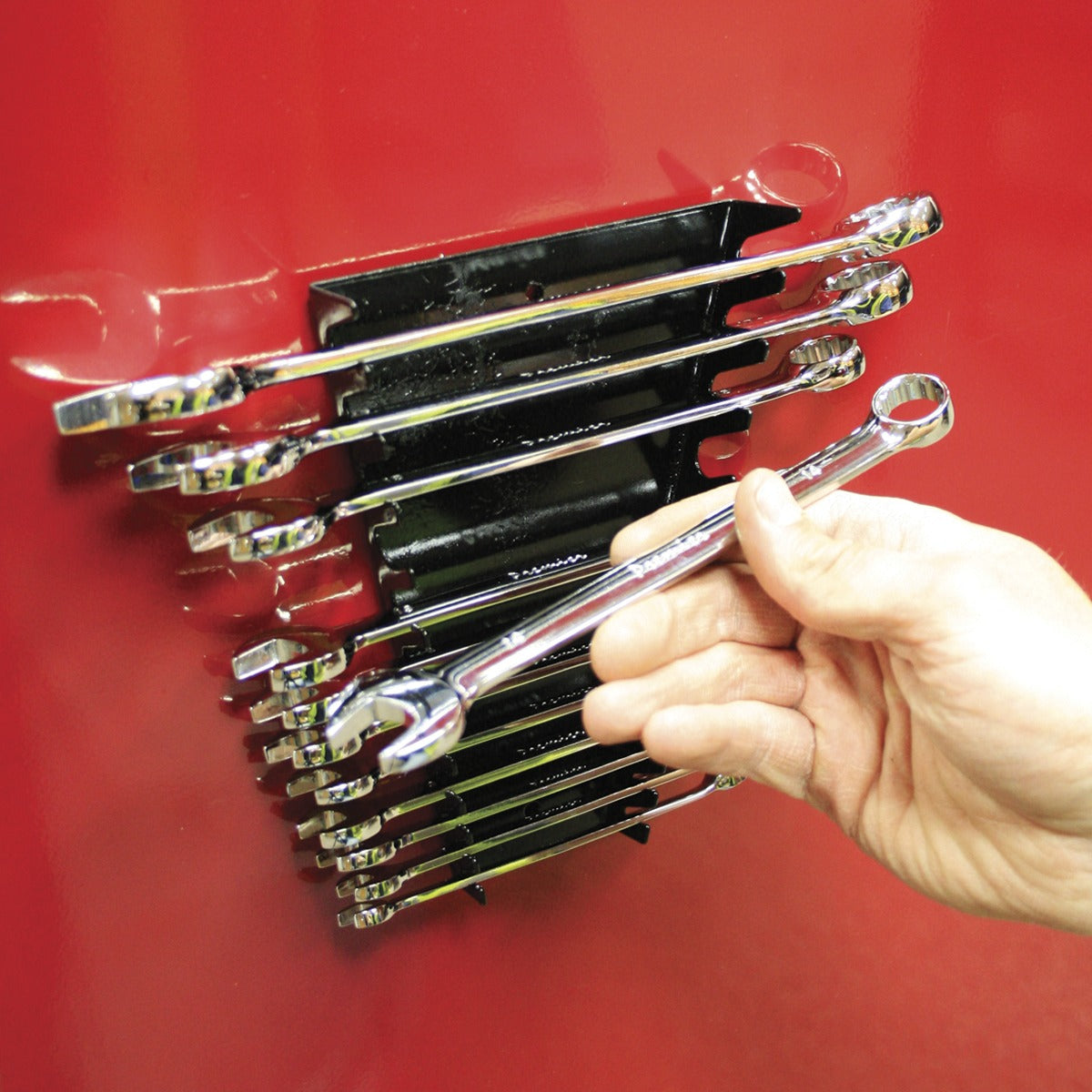 Premier Magnetic Spanner Rack Capacity 12 Spanners WR03