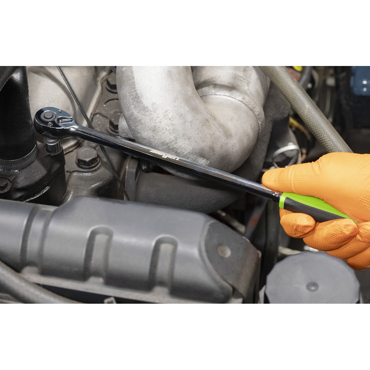 Siegen Extra-Long Ratchet Wrench with Flip Reverse 1/4"Sq Drive S01256