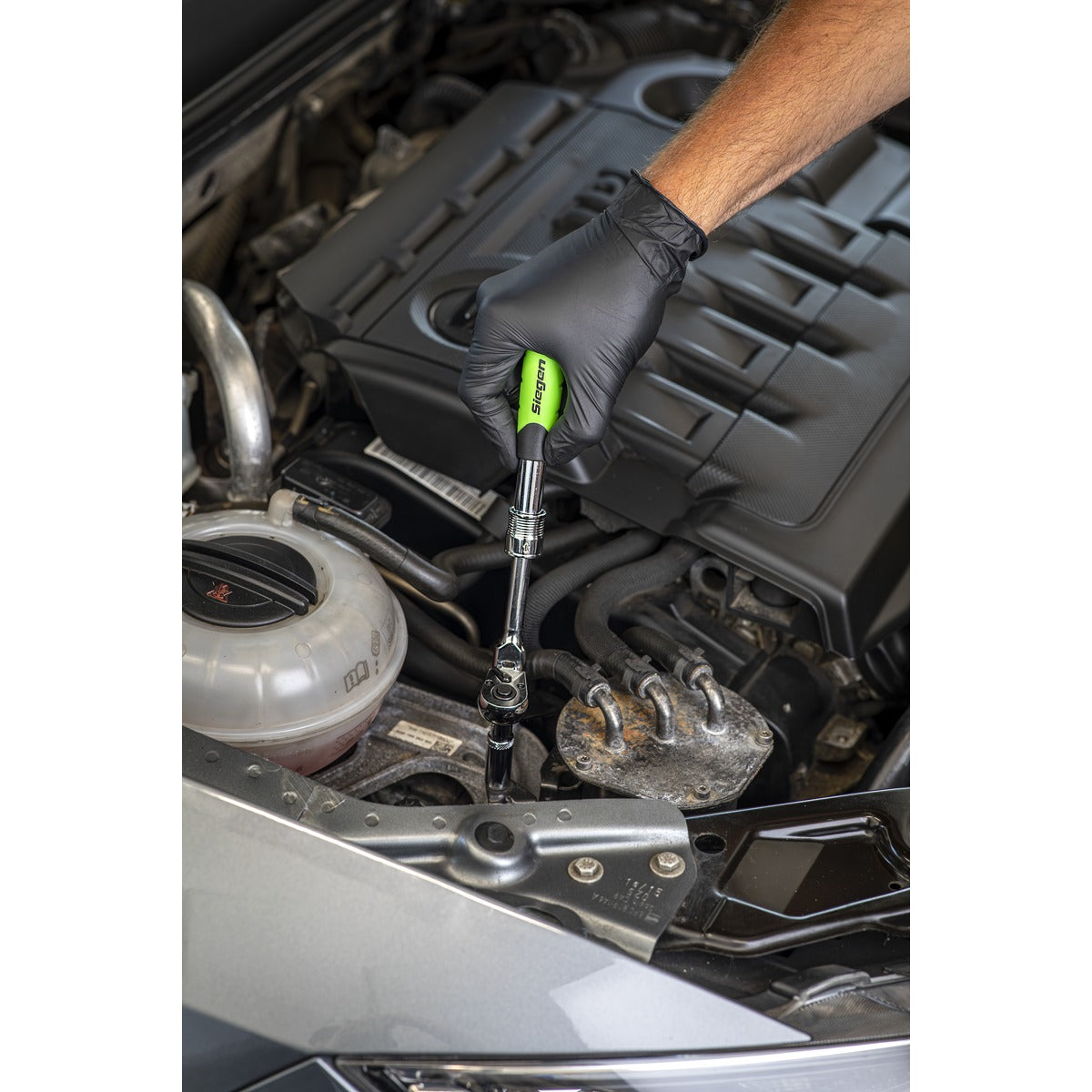 Siegen Extendable Flexi-Head Ratchet Wrench 1/4"Sq Drive S01294