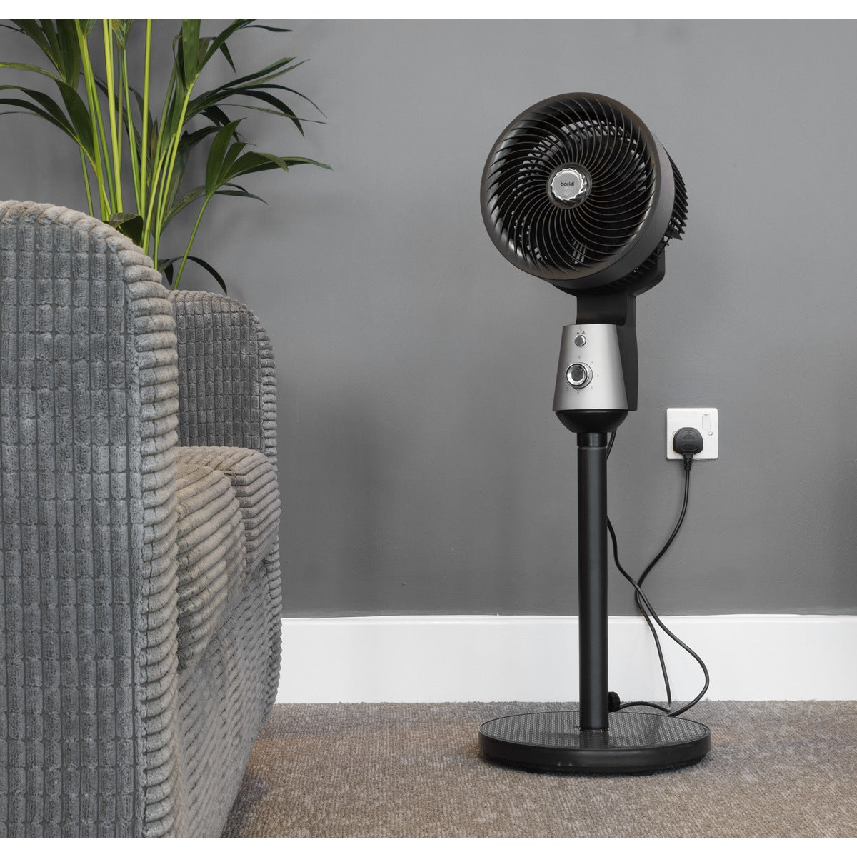 Baridi 10" Pedestal Fan with Manual Control 230V - Grey DH142