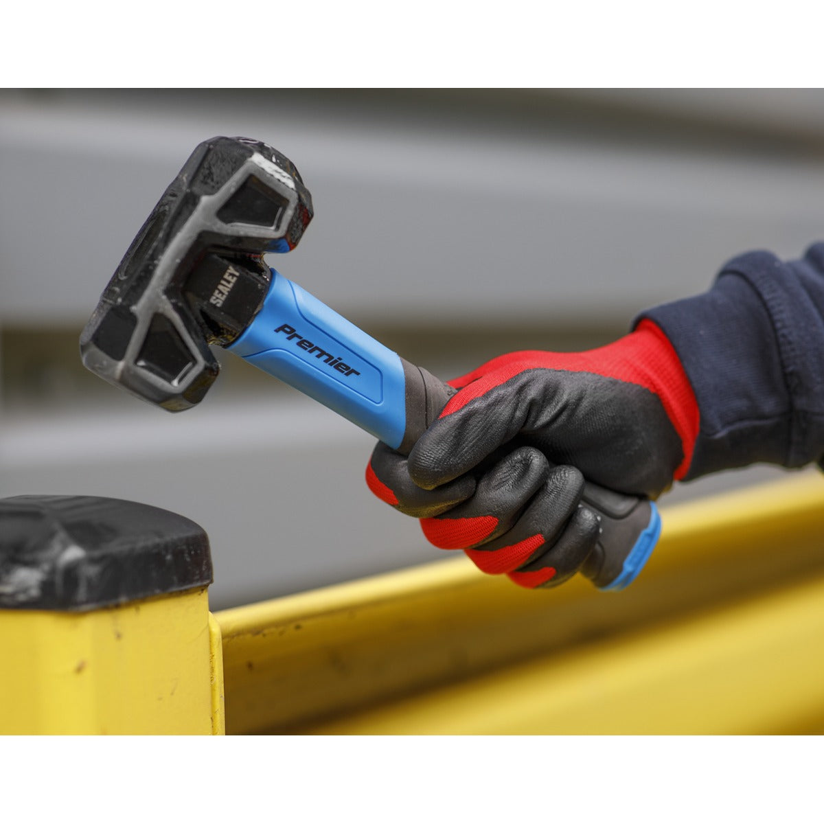 Worksafe Nitrile Foam Gloves, X-Large - Pair 9125XL
