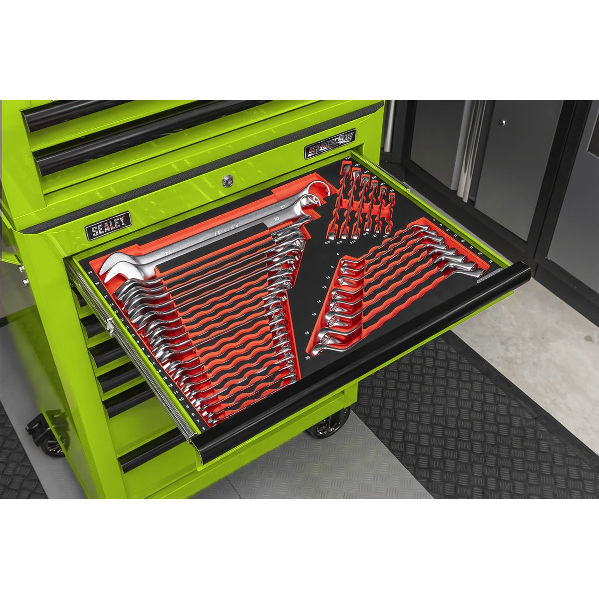 Superline PRO Tool Chest Combination 14 Drawer with 446pc Tool Kit - Green TBTPCOMBO7