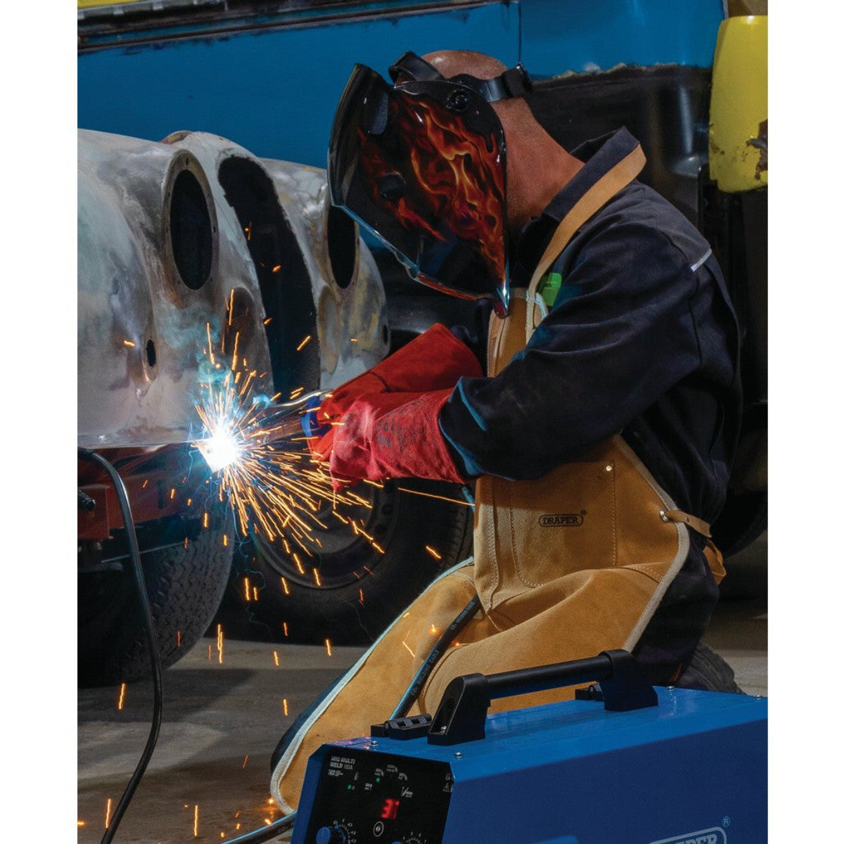 Draper Auto-Darkening Welding Helmet, Red Flames 02513