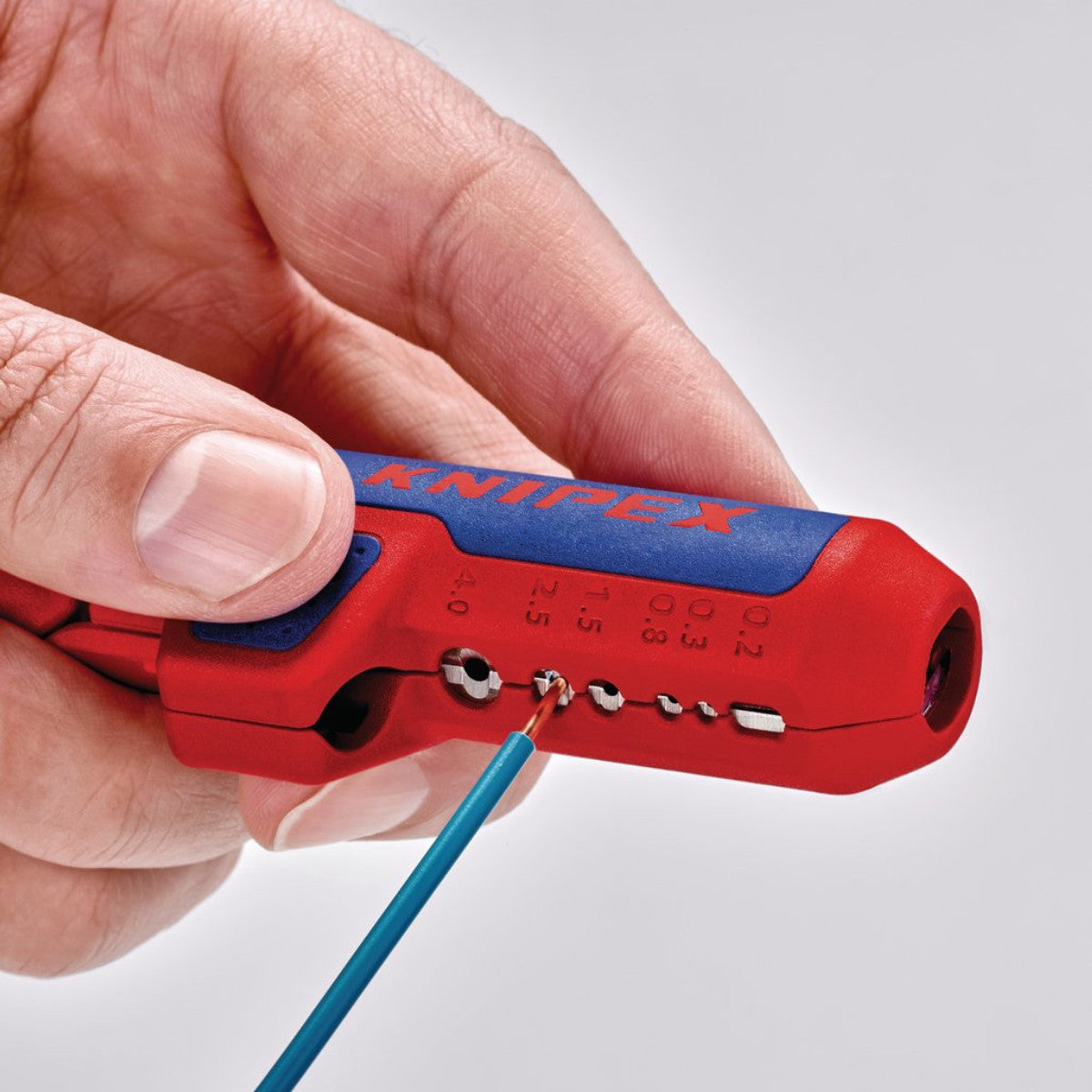 Knipex 16 95 02 SB ErgoStrip Universal Stripping Tool for Left-Handers, 135mm 04599