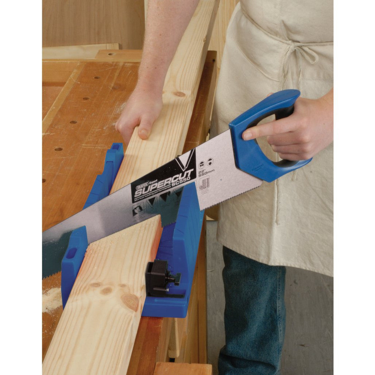 Draper Expert Mitre Box with Clamping Facility, 367 x 116 x 70mm 09789