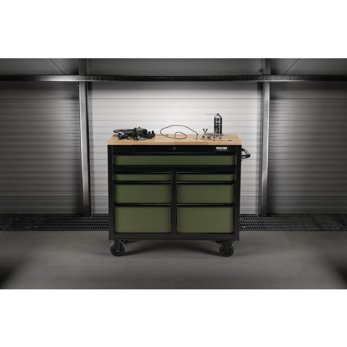 Bunker 7 Drawer Workbench Roller Tool Cabinet, 41", Green 27209
