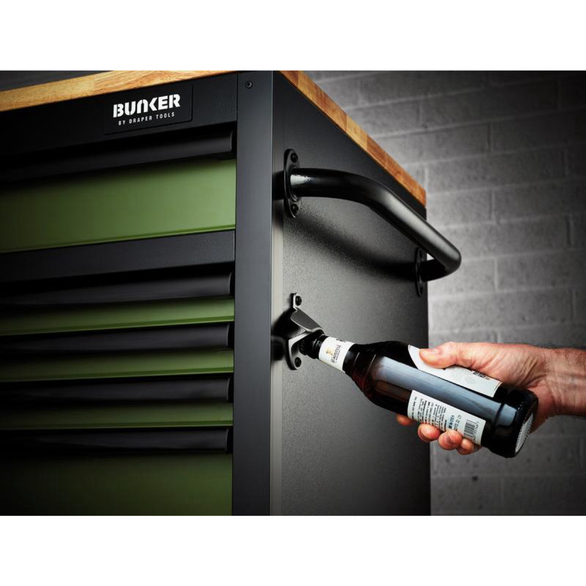 Bunker 15 Drawer Workbench Roller Tool Cabinet, 61", Green 27333