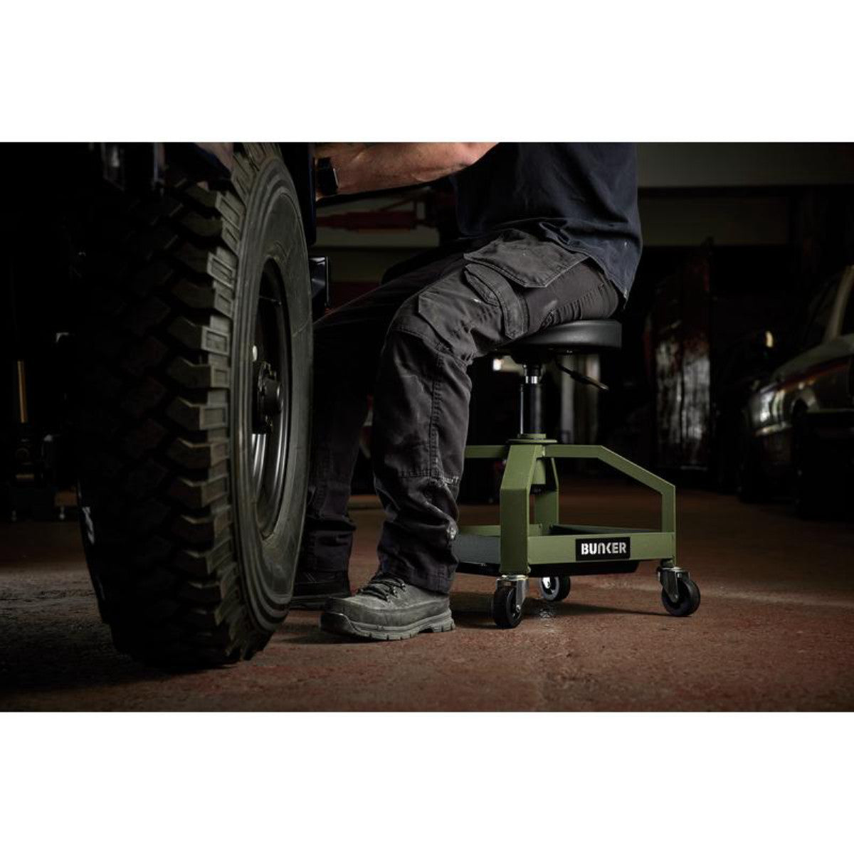 Bunker ADJUSTABLE SHOP STOOL 29725