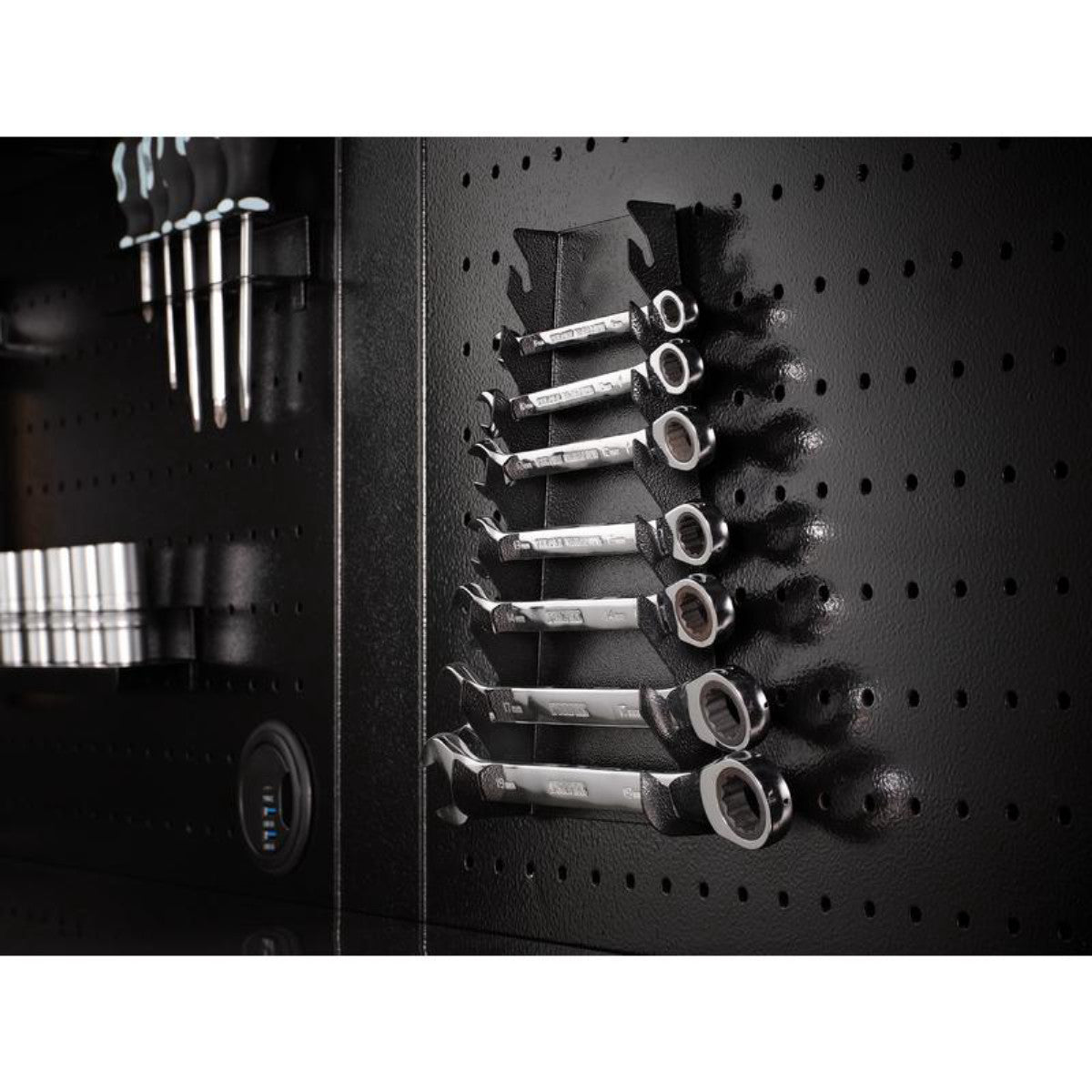 Bunker Tool Rack, 143mm 31676