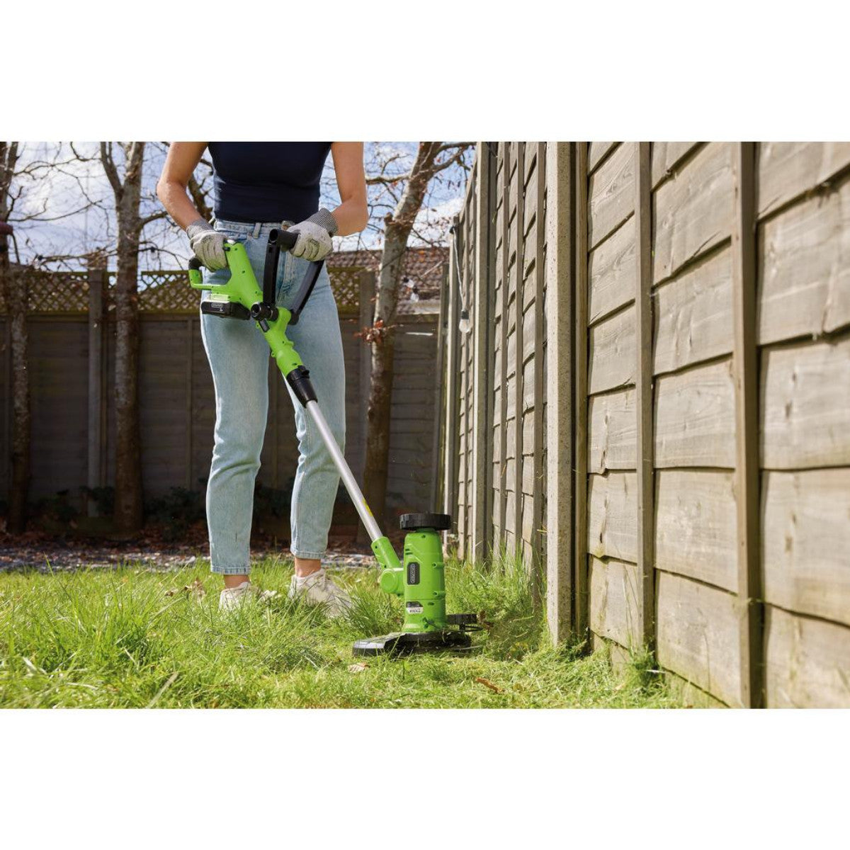 Draper 18V 4-in-1 Multi-Function Grass Trimmer, 1 x 2.0Ah Battery, 1 x Charger 31859