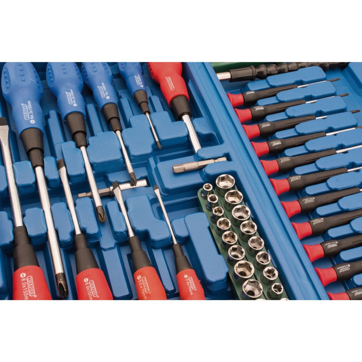 Draper Screwdriver, Socket and Bit Set, Blue (70 Piece) 40850
