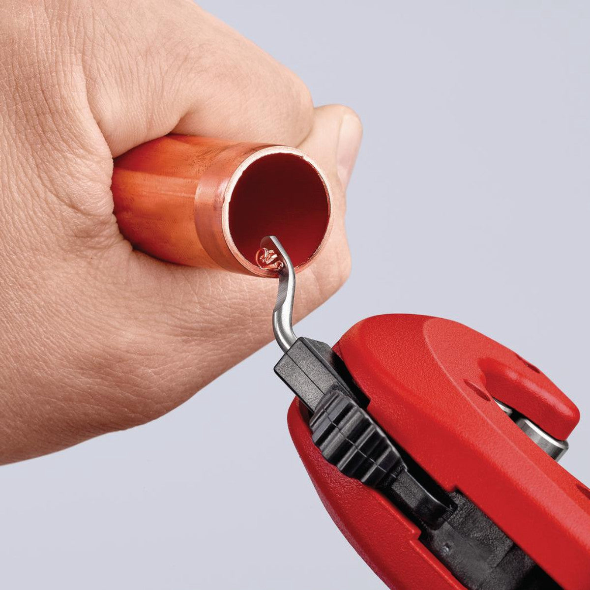 Knipex 90 31 02 SB TubiX Pipe Cutter, 180mm 49136