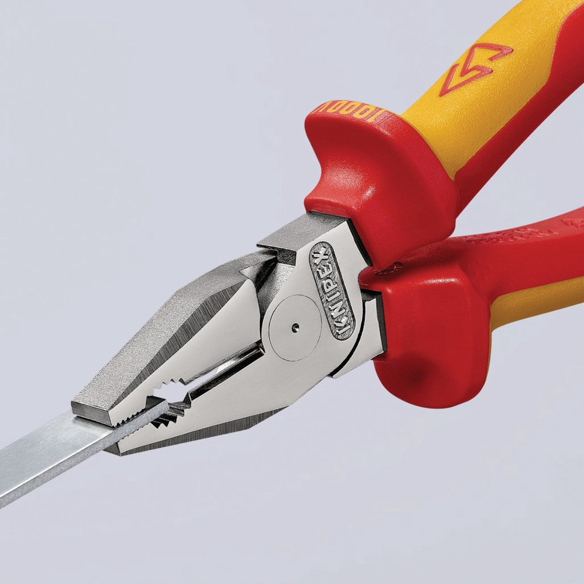 Knipex 02 06 225 VDE High Leverage Combination Pliers, 225mm 49169