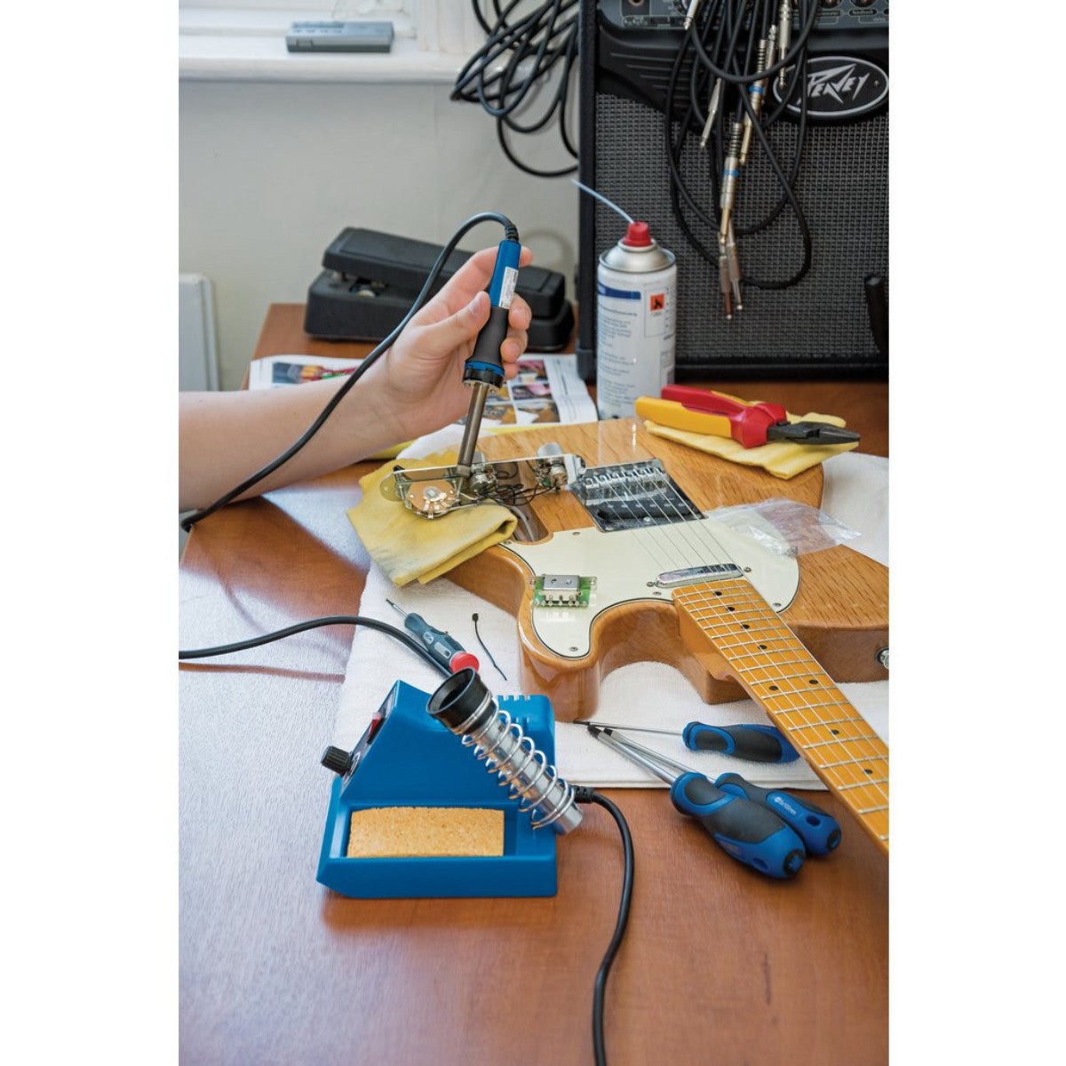 Draper 230V Soldering Station, 40W 61478