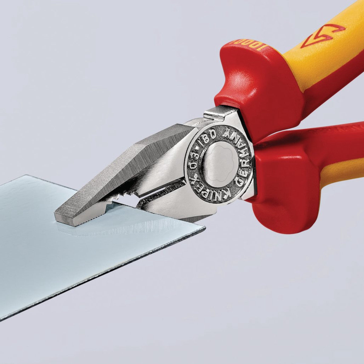 Knipex 03 06 180 VDE Combination Pliers, 180mm 81204