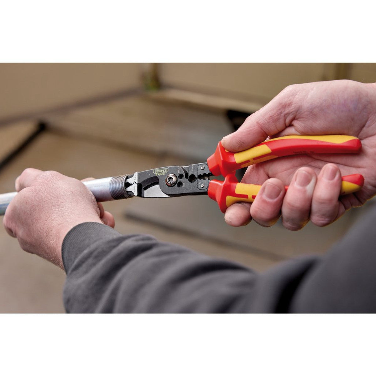 XP1000 VDE 8-in-1 Electricians Pliers, 215mm 94643