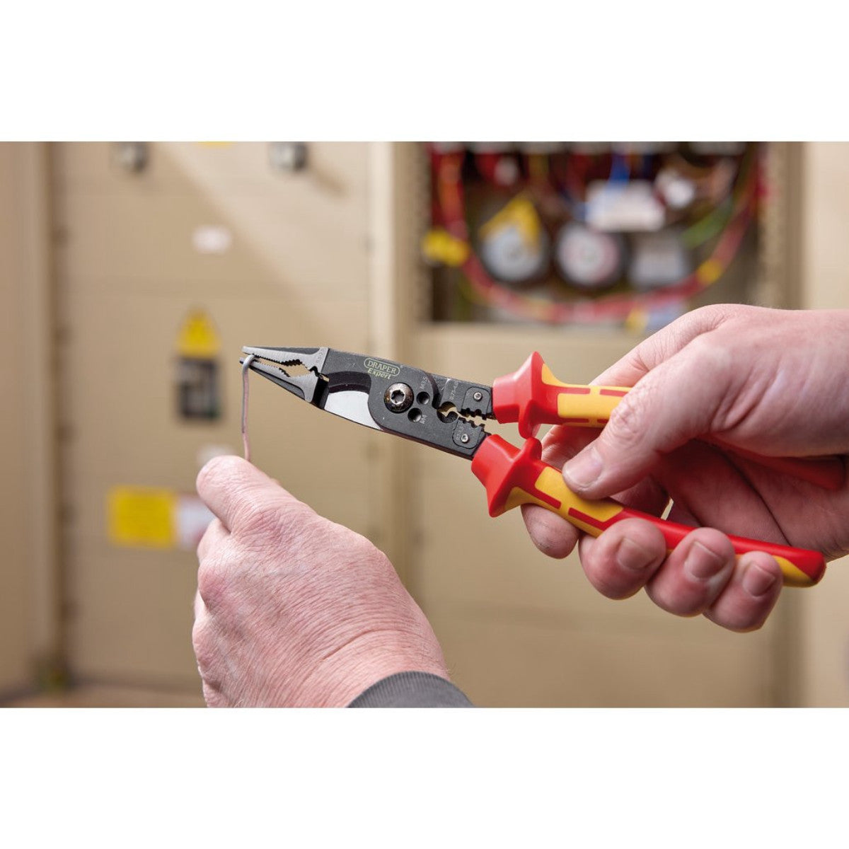 XP1000 VDE 8-in-1 Electricians Pliers, 215mm 94643