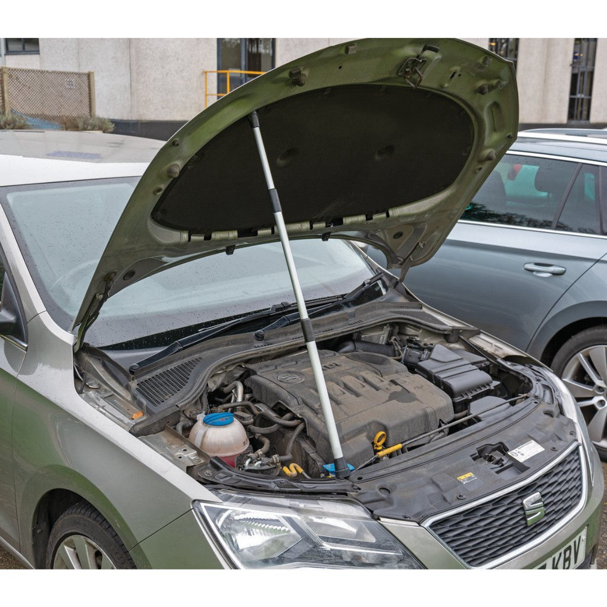 Draper Bonnet and Tailgate Support, 540-1200mm 99699