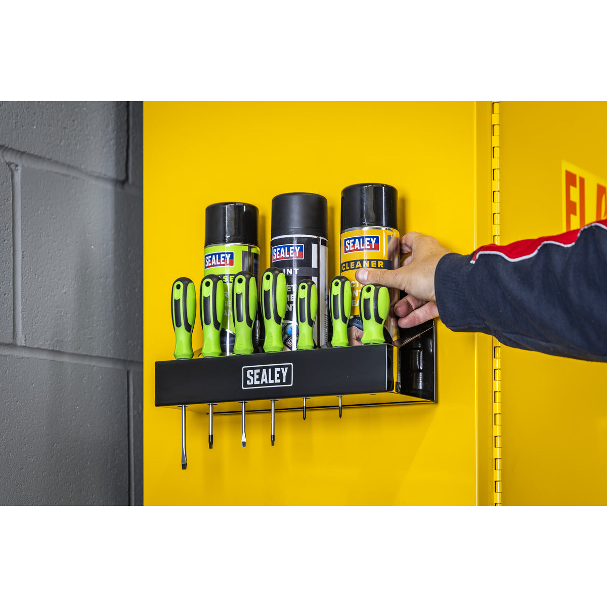 Sealey Magnetic Spray Can/Screwdriver Holder APMCH