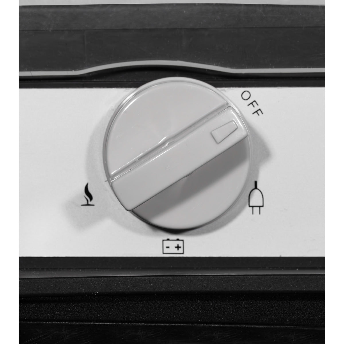 Dellonda 3-Way Fridge 60L DL159