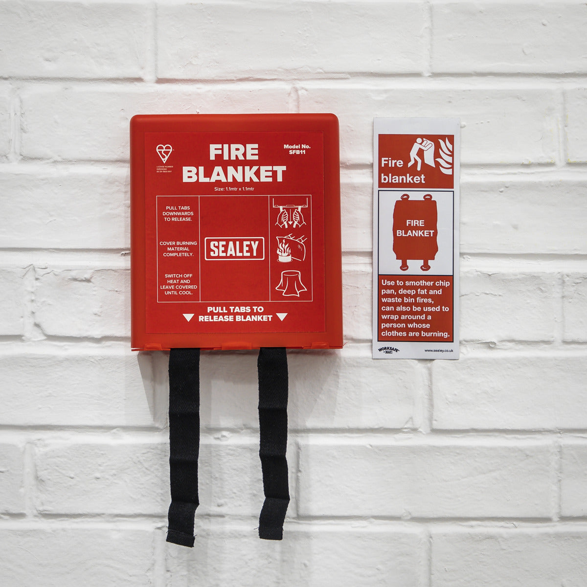 Worksafe Fire Blanket Safety Sign, Self-Adhesive Vinyl - Pack of 10 SS53V10