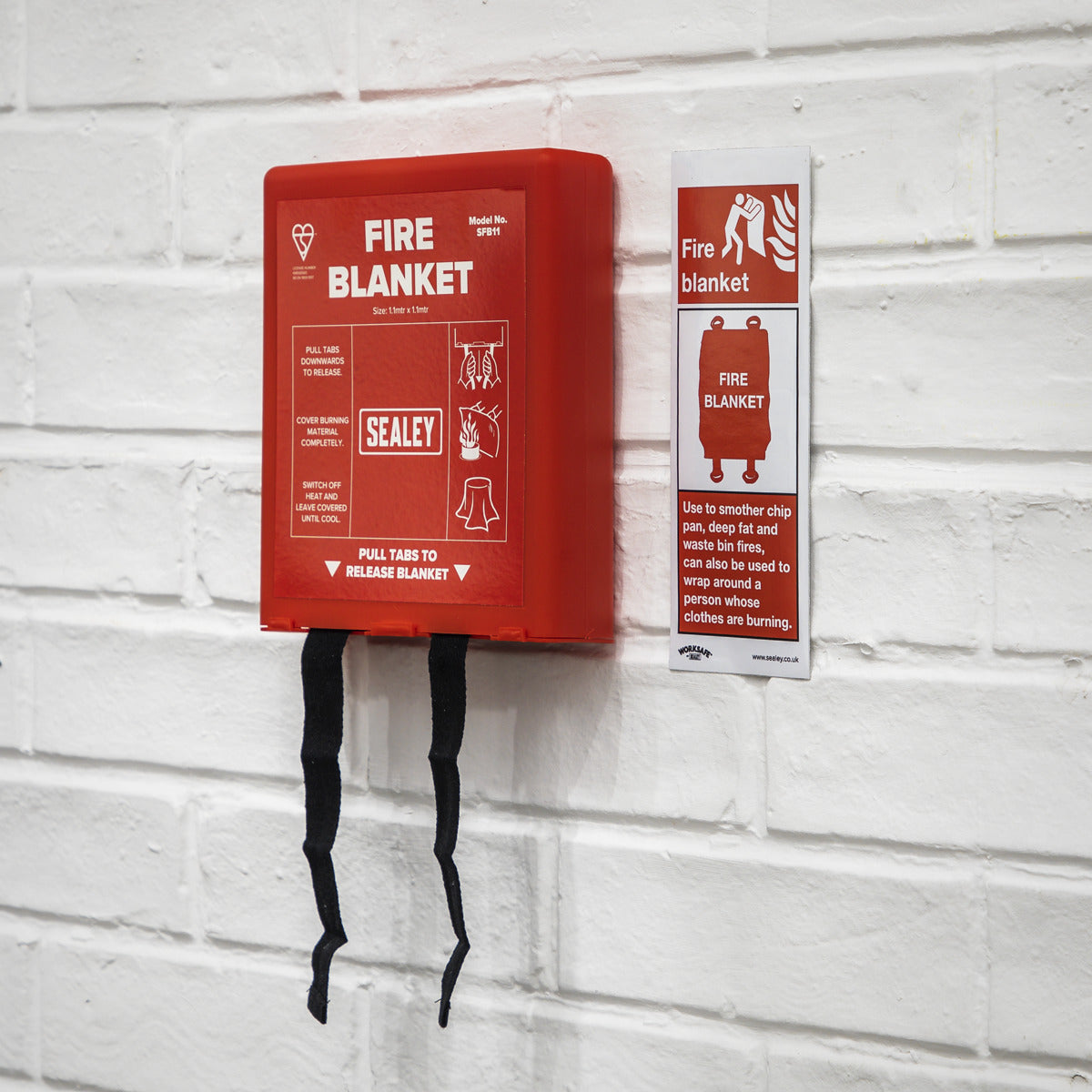 Worksafe Fire Blanket Safety Sign, Self-Adhesive Vinyl - Pack of 10 SS53V10
