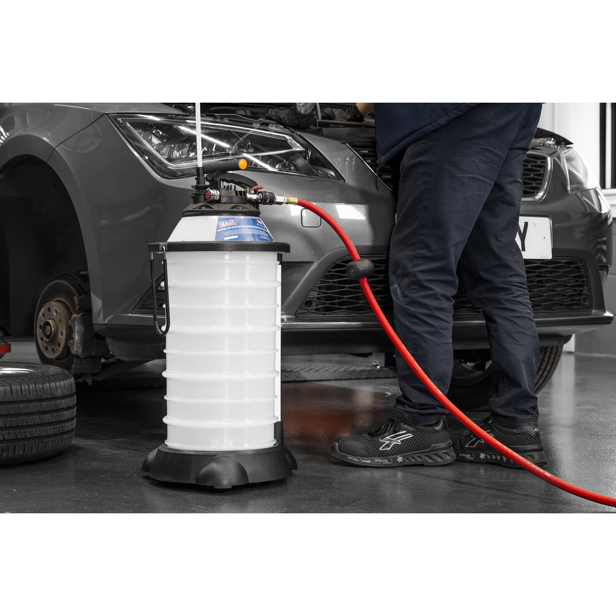 Sealey Manual/Air Vacuum Oil & Fluid Extractor Pump 18L TP6909