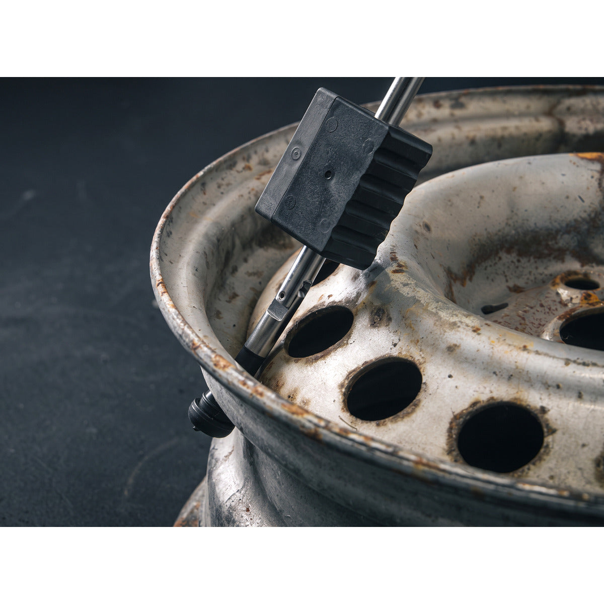 Sealey Universal Wheel Valve Installer TST20