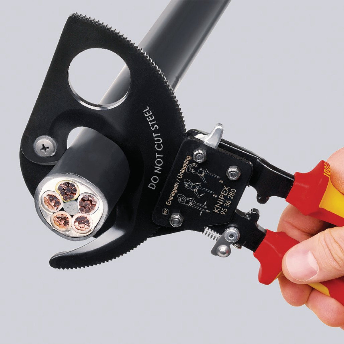 Knipex 95 36 280 VDE Heavy Duty Cable Cutter, Ratchet Action, 280mm 55015