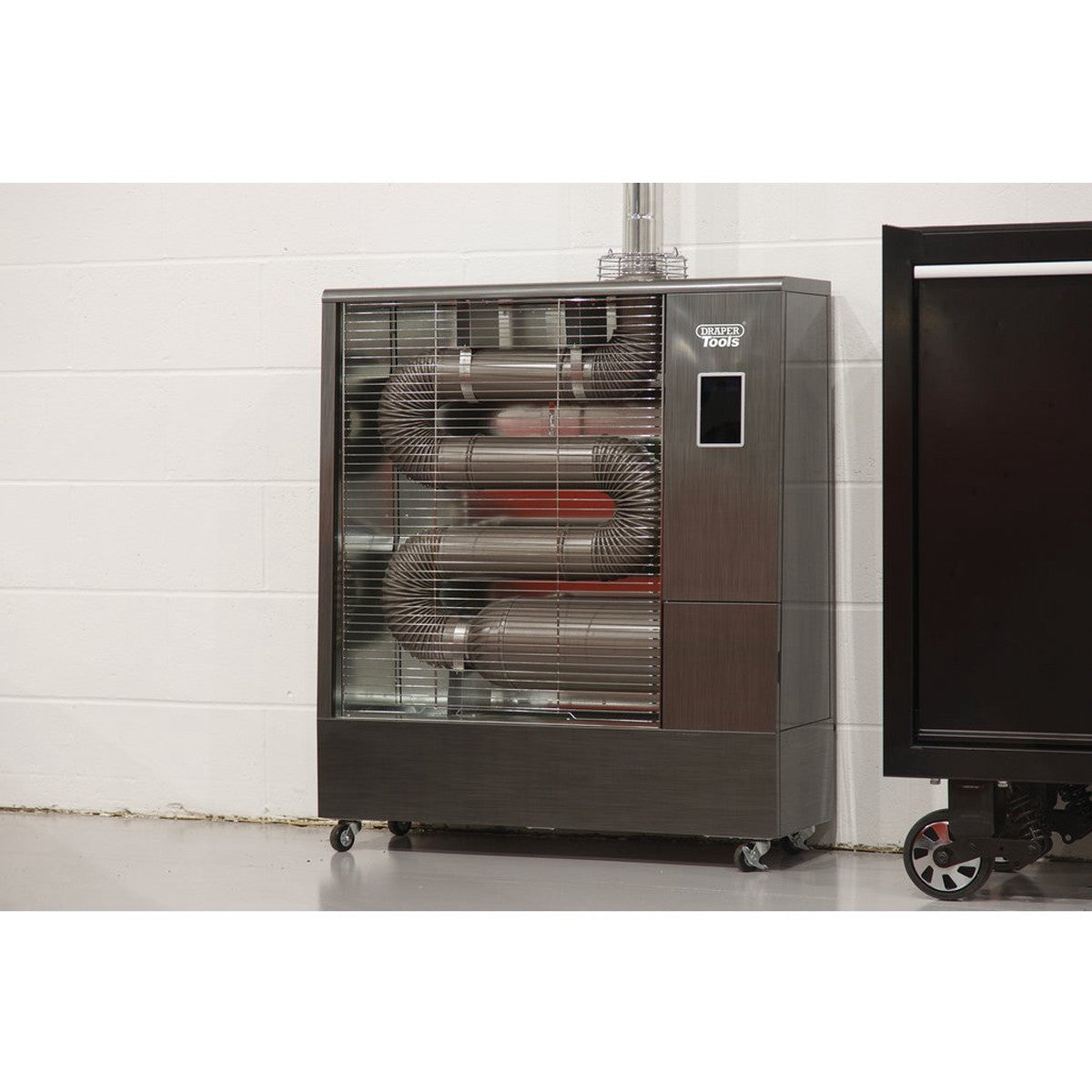 Draper 230V Far Infrared Diesel Heater with Flue Kit, 51,500 BTU/15.1kW 18070