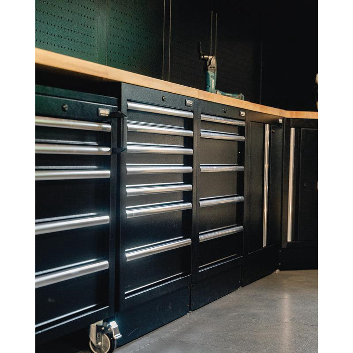 Bunker 25 Piece Modular Storage Combo with Sink and Stainless Steel Worktop, 4915mm 27467