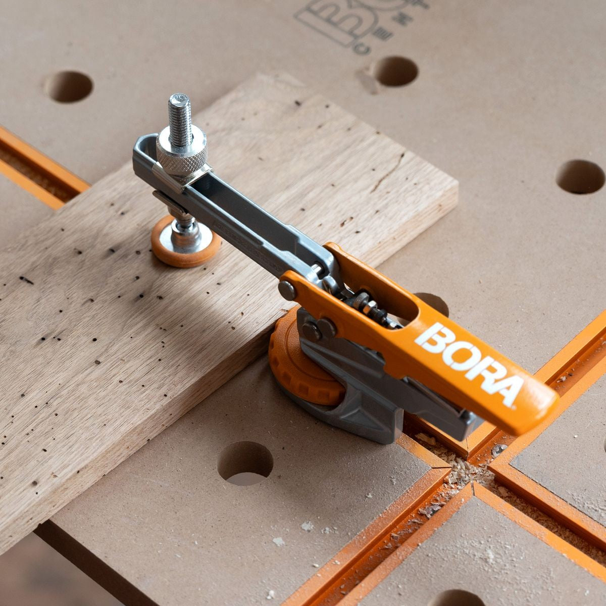 BORA Auto Adjust Horizontal T-Track Clamp BR-G050101