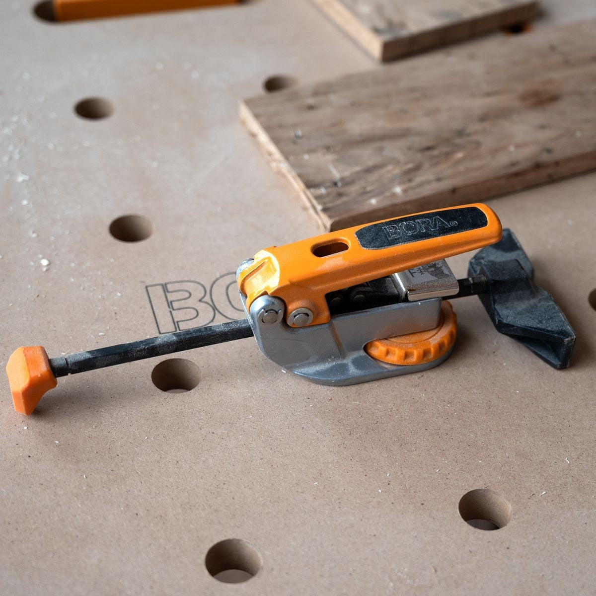 BORA Auto Adjust In-Line Dog Clamp BR-G090102