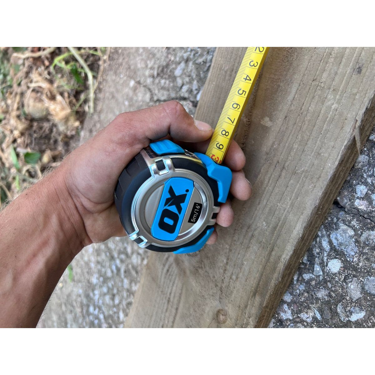 OX Pro Heavy Duty Tape Measure - Wide Blade & Metric/Imperial | 16' Long x 1.25" Blade Width / 5m Long x 32mm Blade Width OX-P028705