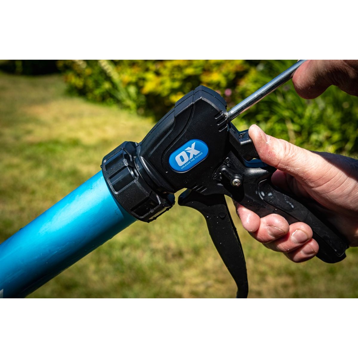OX Pro Sealant Gun - Dual Thrust | 15" / 380mm | 20-Ounce OX-P045560