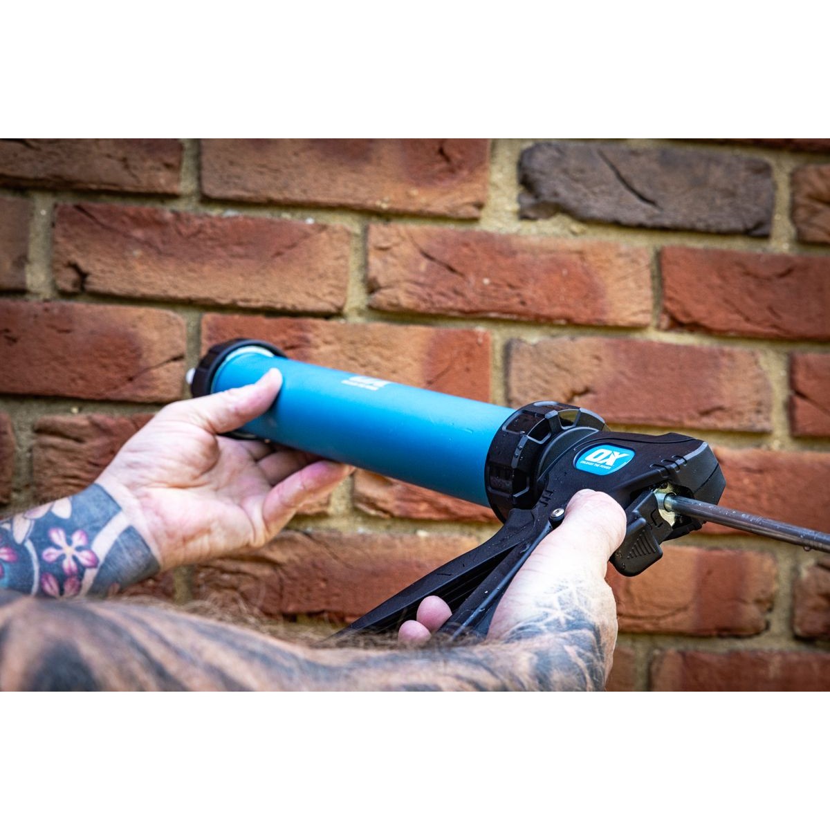 OX Pro Sealant Gun - Dual Thrust | 15" / 380mm | 20-Ounce OX-P045560
