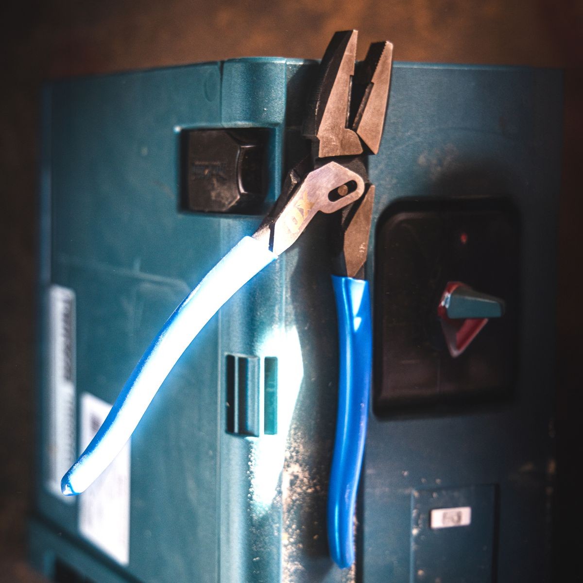 OX MaxForce Linesman Pliers OX-P327401